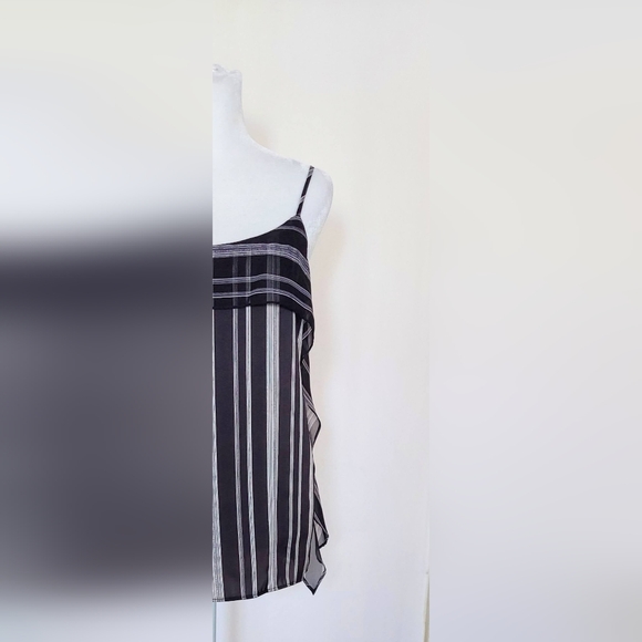 BCBGeneration Size XS Spaghetti Strap Cami Top Black White Adjustable Straps - Picture 3 of 7